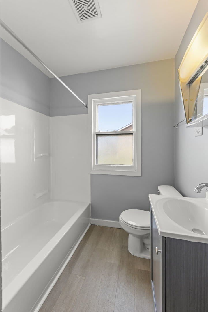 803 1st Avenue – photo 1