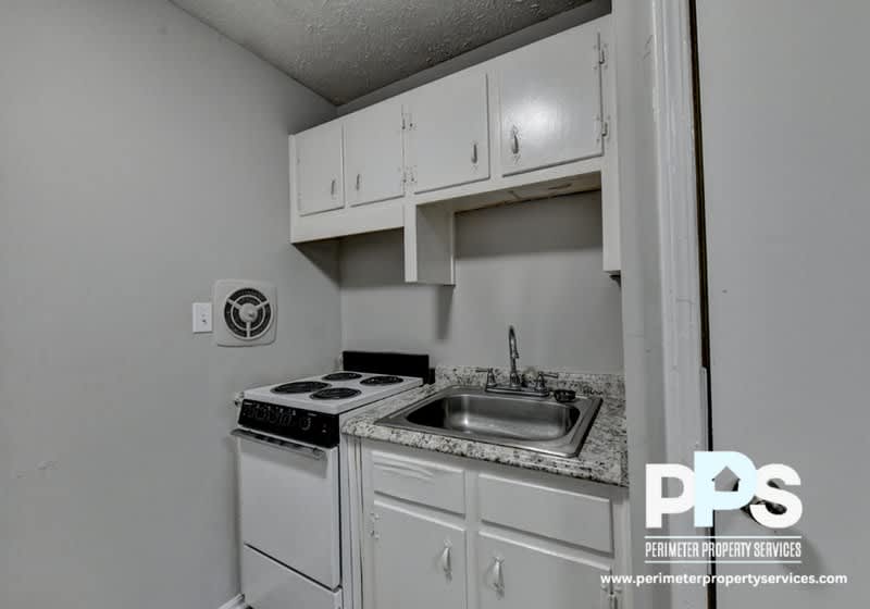 1549 Knox DR SE – photo 1