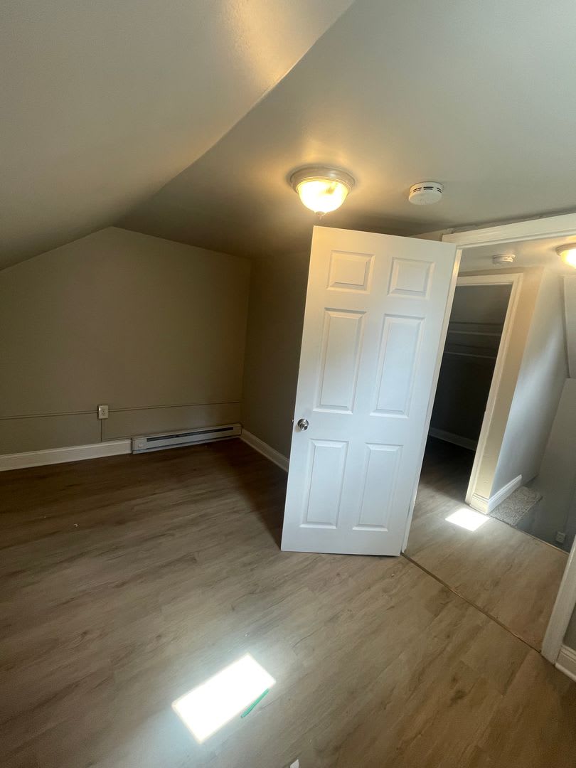 2 Bed 1 Bath House In Boonsboro – photo 5
