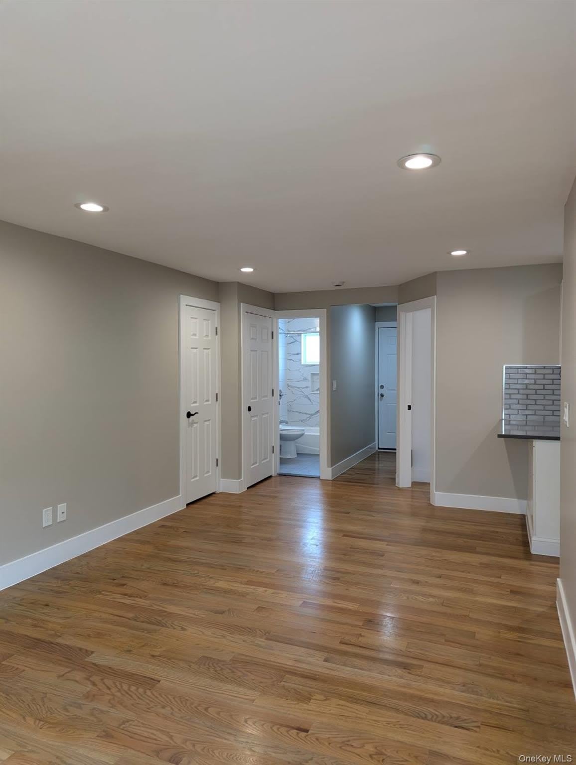 1735 North Gardiner Drive N Gardiner drive – photo 3