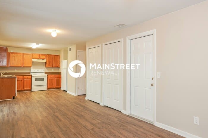 1137 Swan Street – photo 5