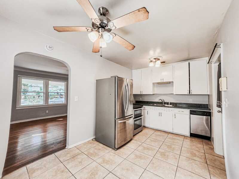 3241 Yale Street North – photo 3