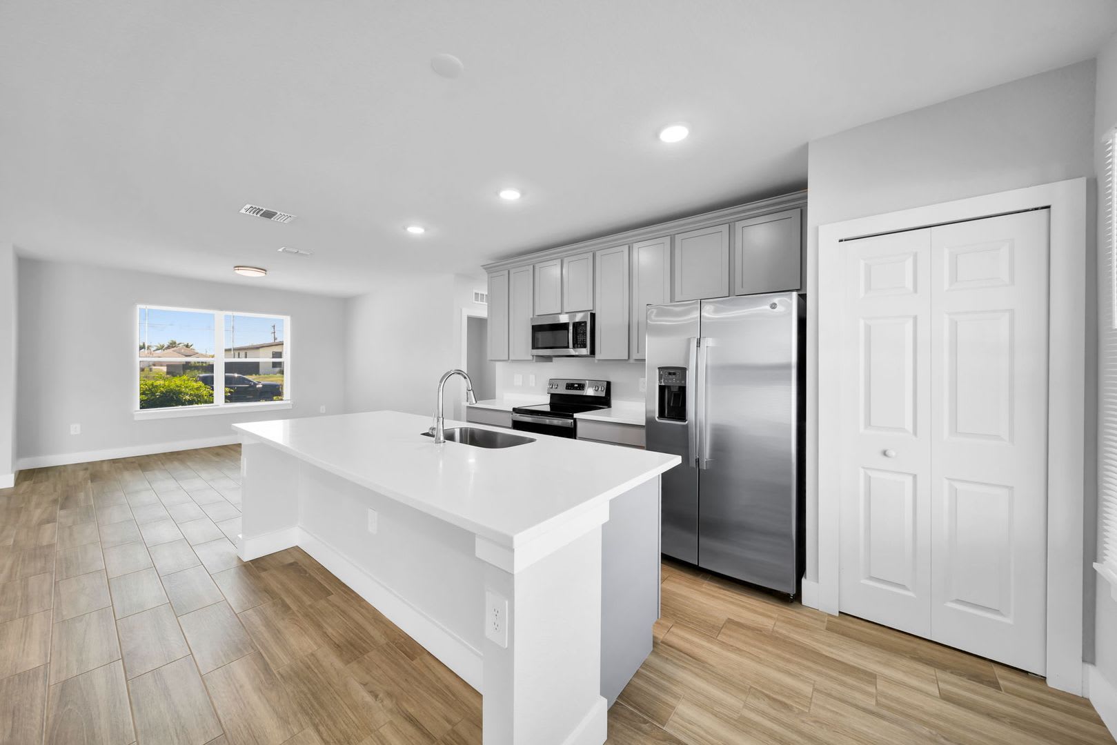SINGLE FAMILY HOUSE AVAILABLE FOR RENT NOW!!!! Zip code 33993 – photo 3