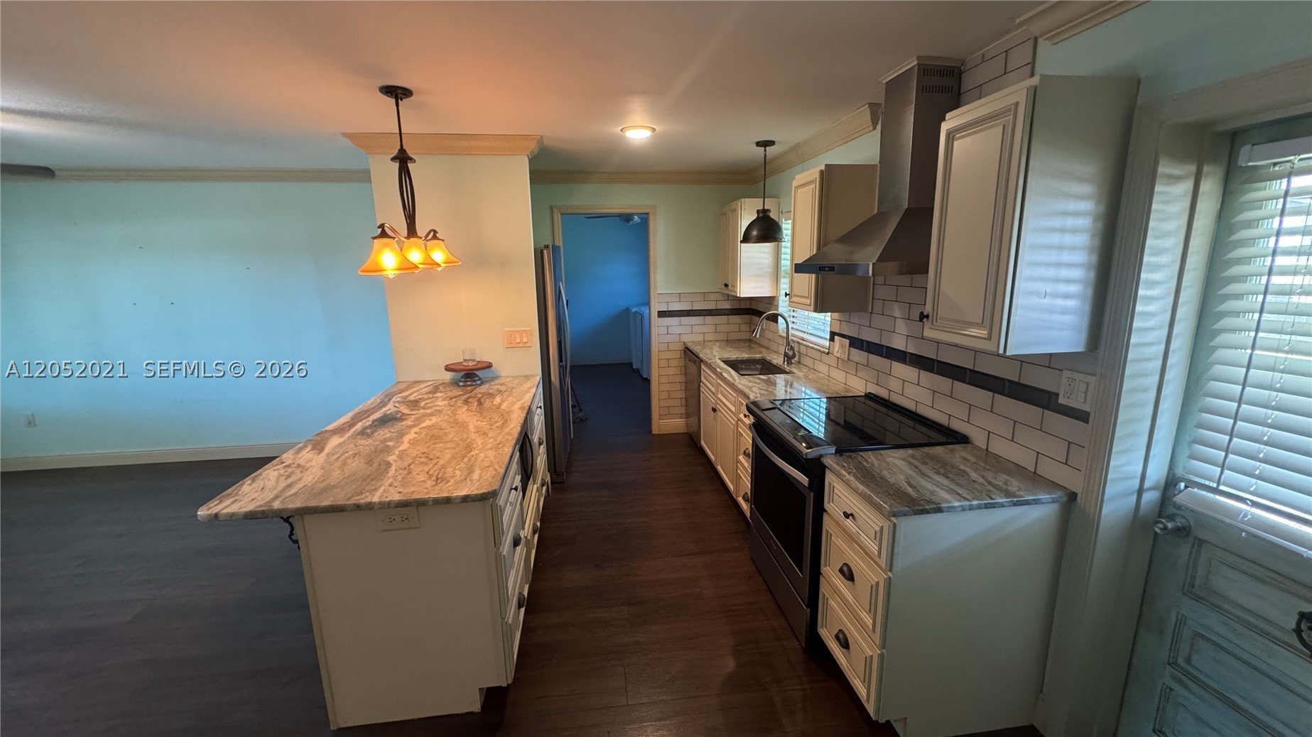 322 W sample ave – photo 5
