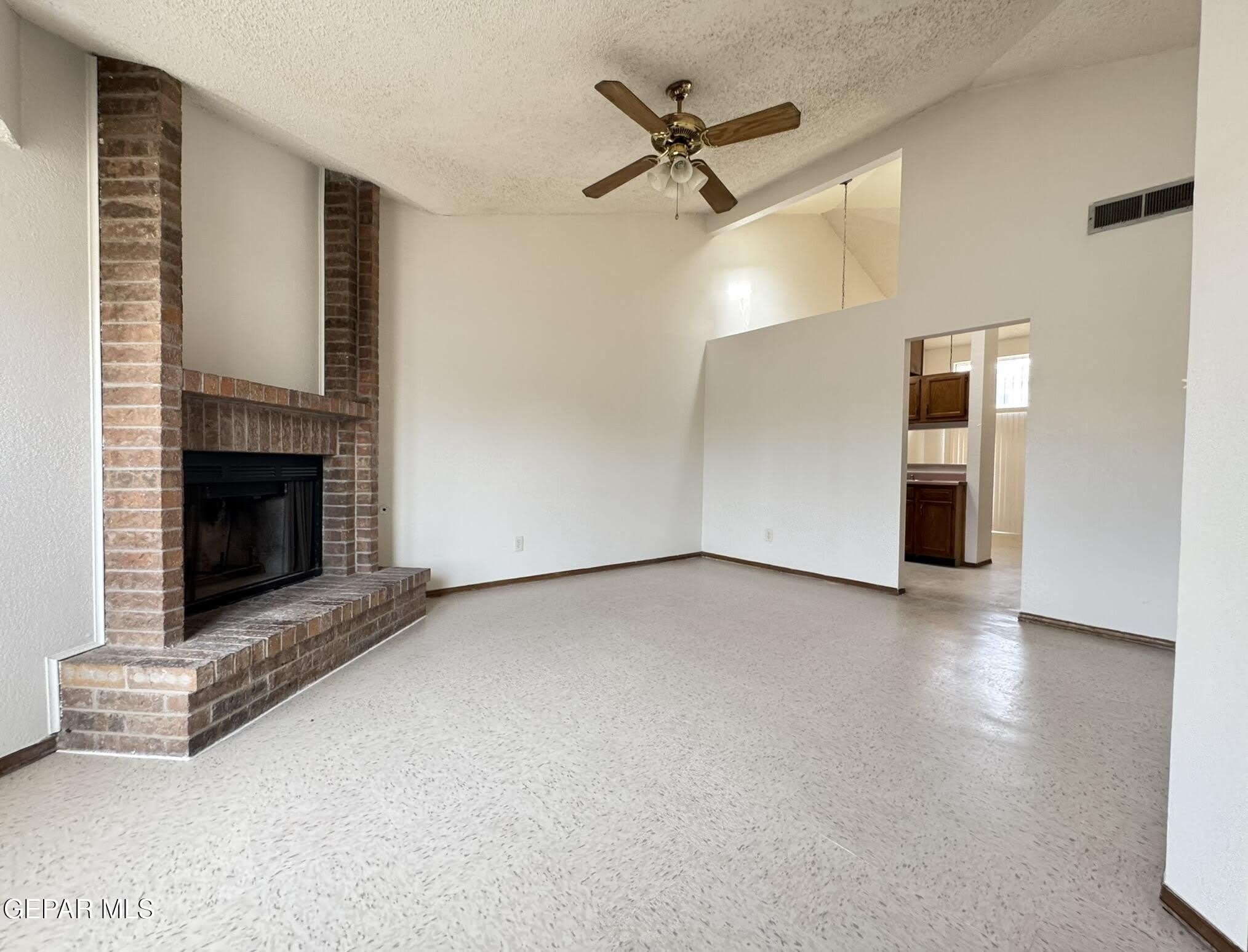 11357 LAKE ERIE Drive – photo 5