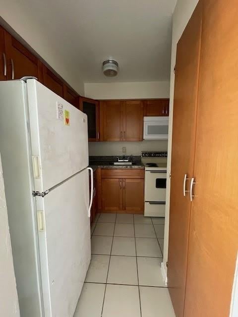 1711 S Cypress Road – photo 3