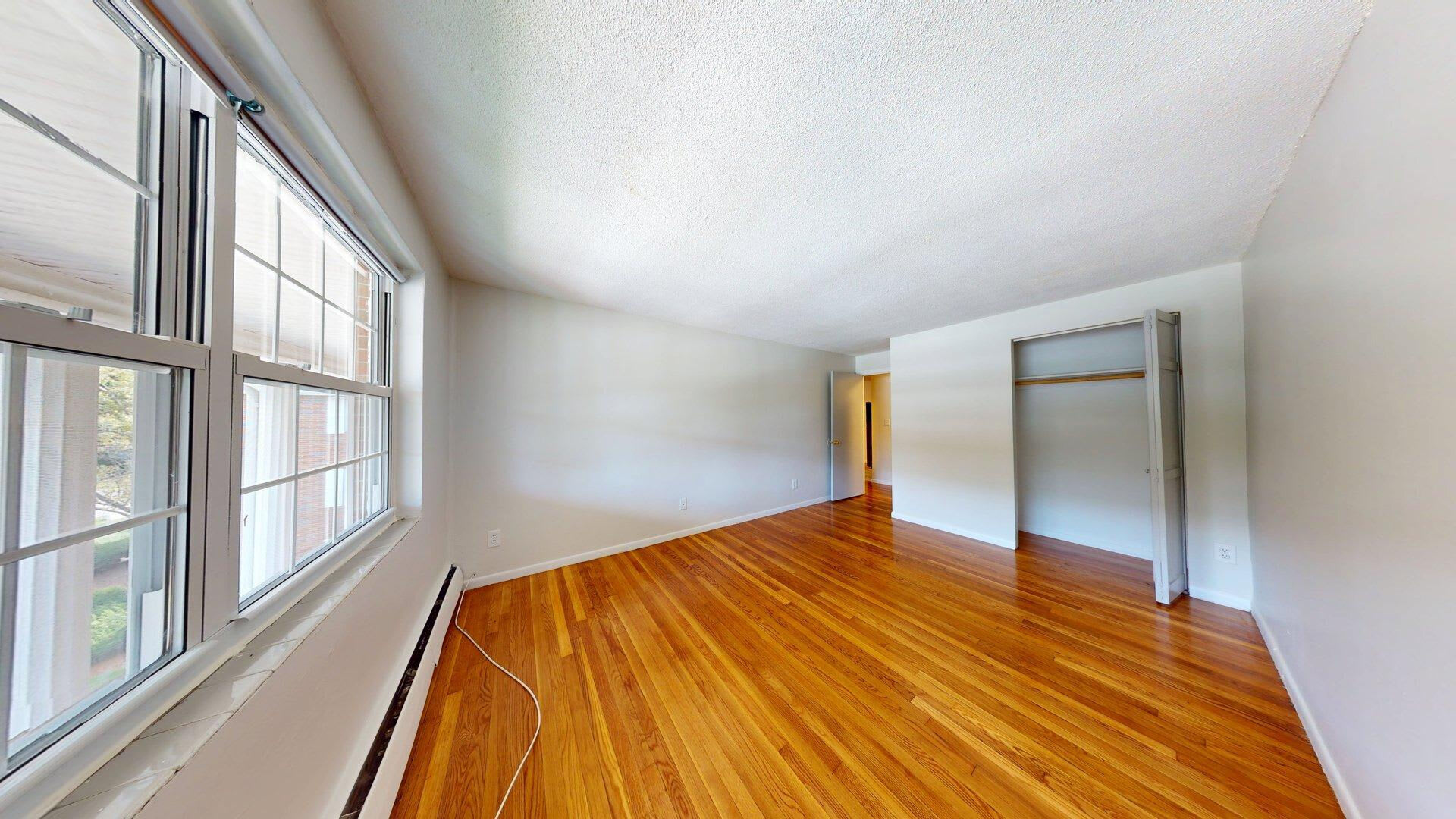 Westside Colonial – photo 2