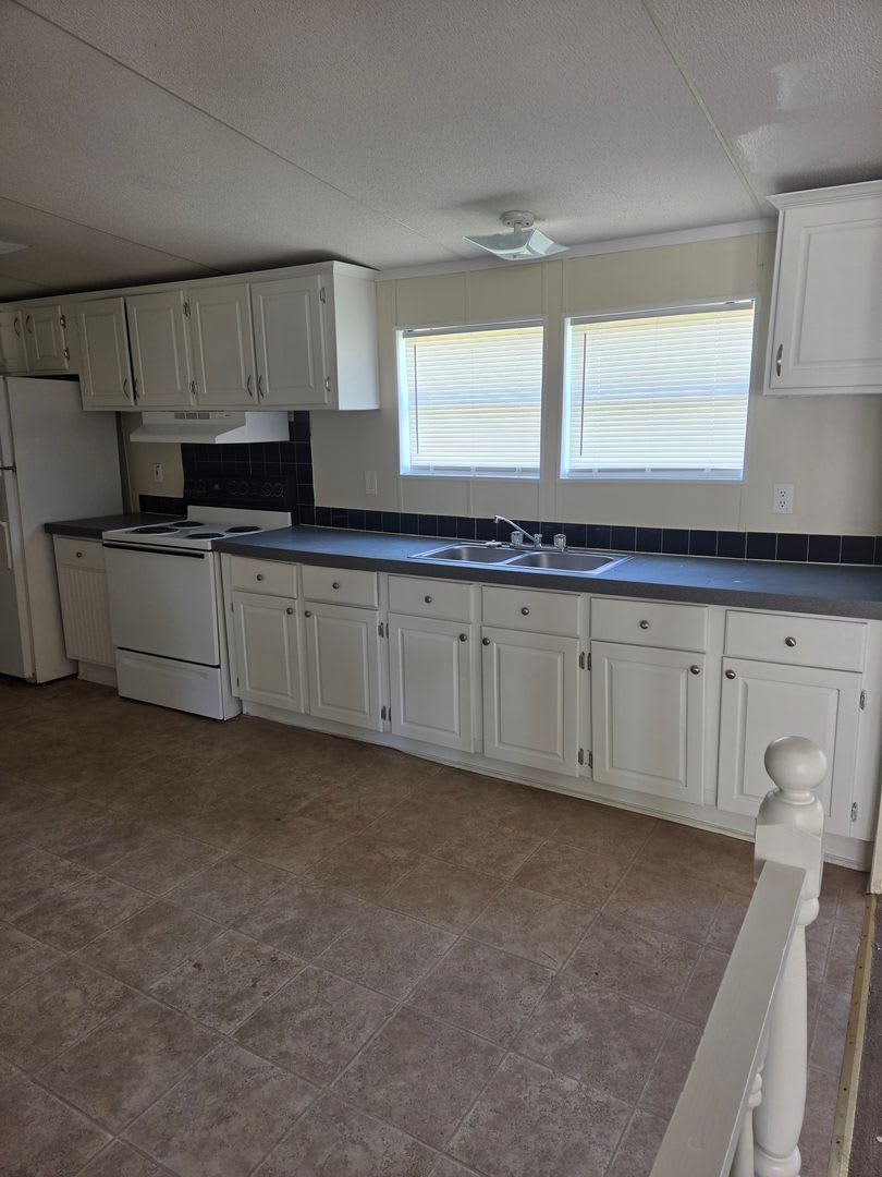 THREE BEDROOM – photo 5