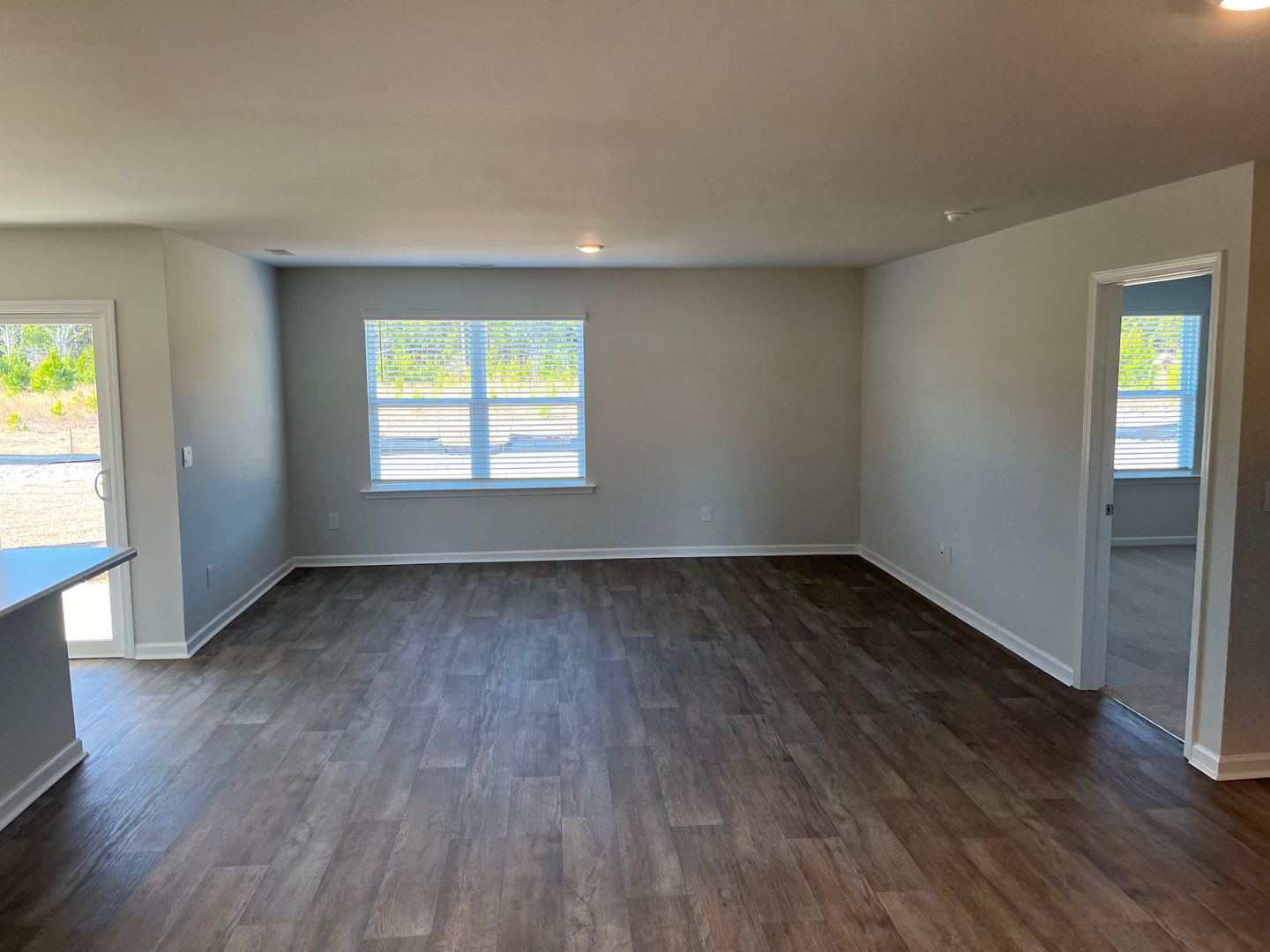 Mallory Creek 3 Bed 2 Bath – photo 5