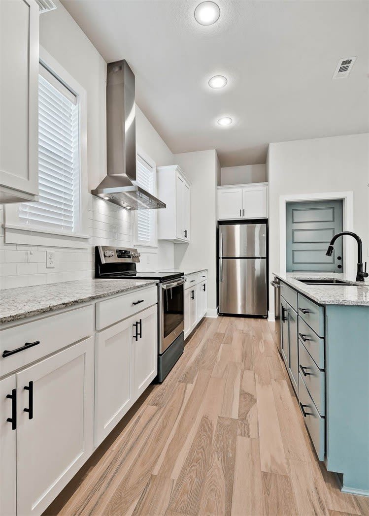 930 S College Avenue – photo 5
