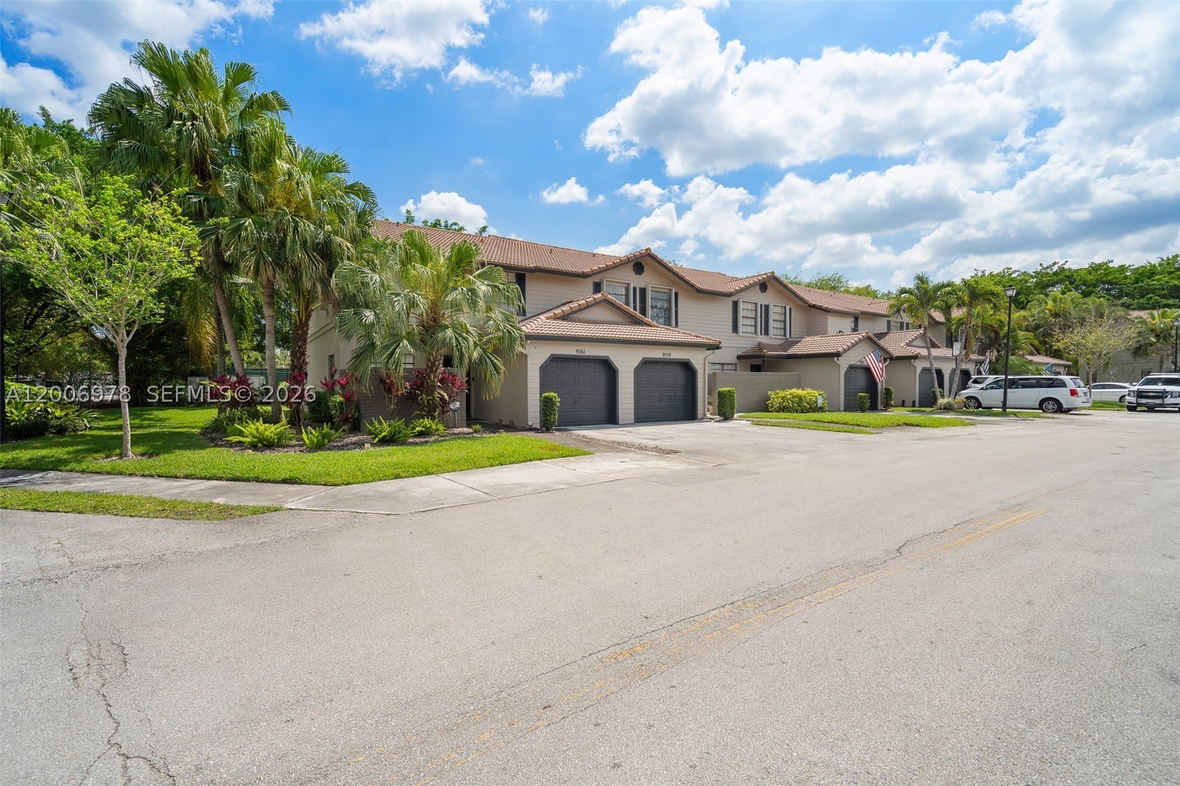 9161 Vineyard Lake Dr – photo 5