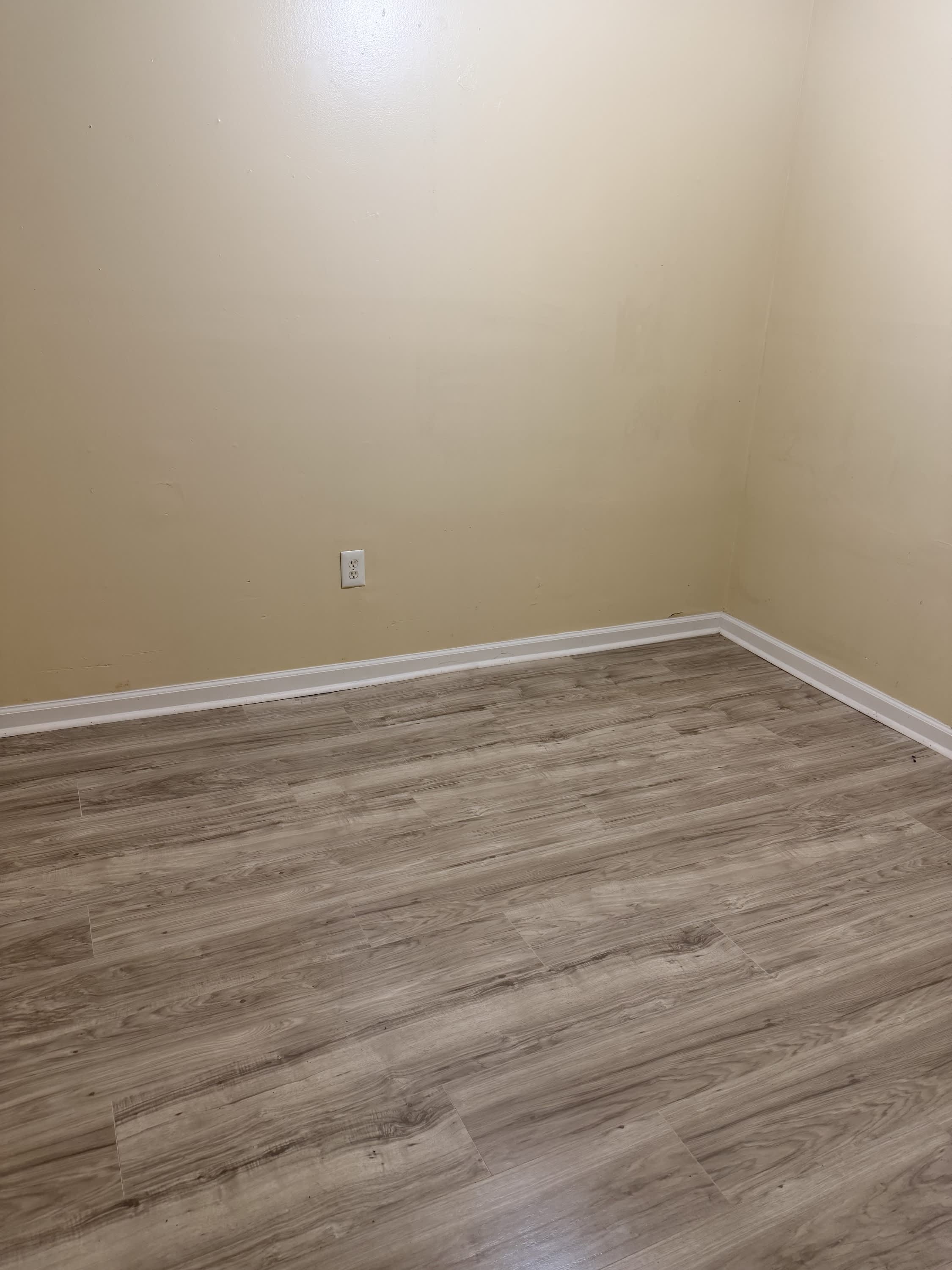 901 North Spruce Street – photo 1