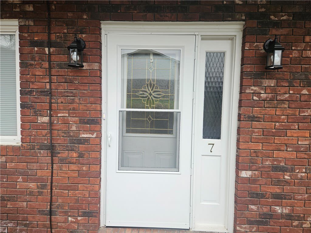 909 Chapel Rd – photo 2