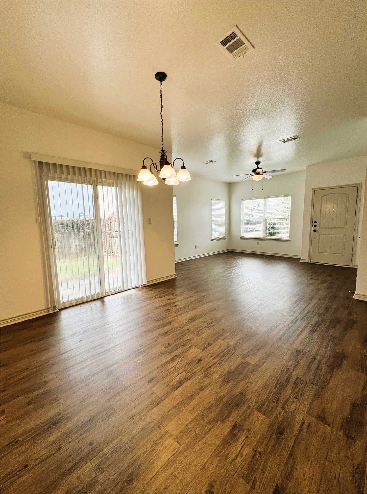 212 Lasso Circle – photo 5