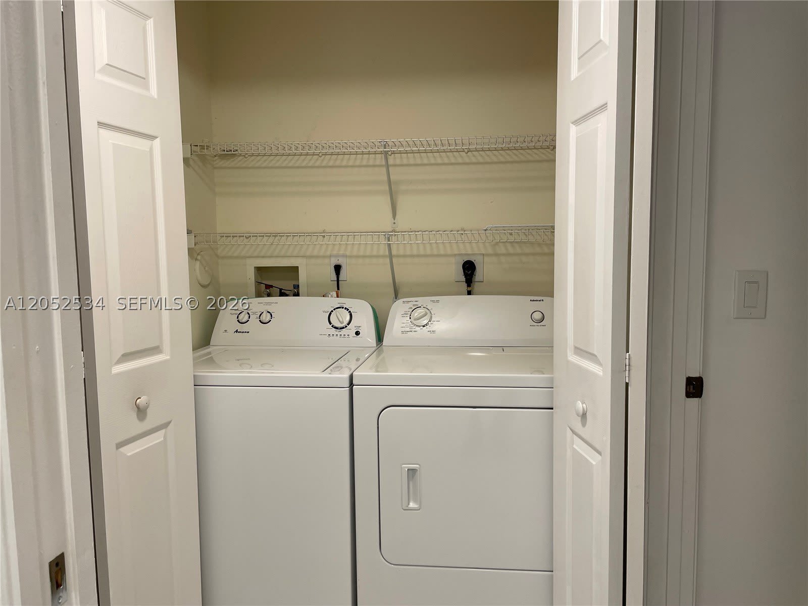 720 SW 111th Ave – photo 4