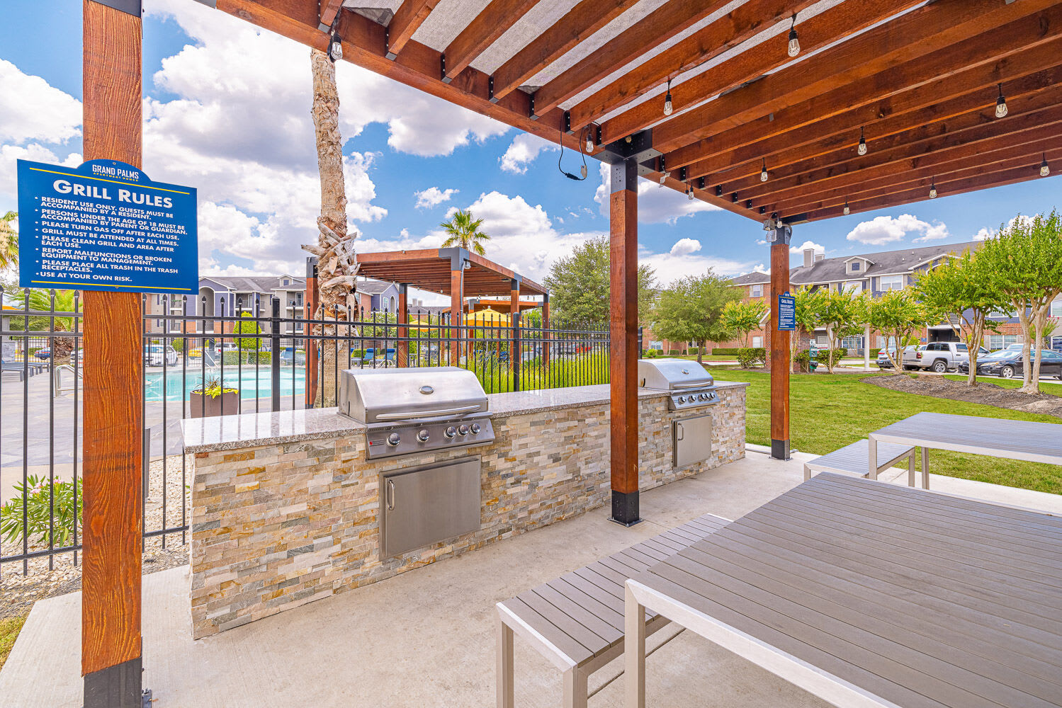 Grand Palms Apartment Homes – photo 2