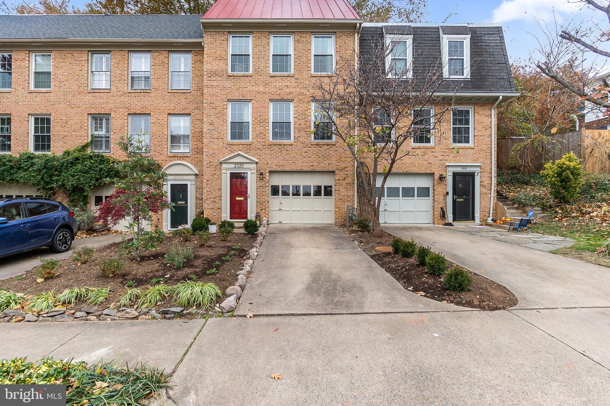 2320 SANFORD Street – photo 3