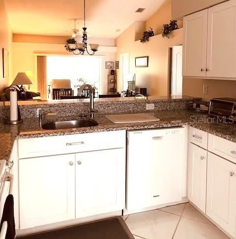 9480 HIGH GATE Drive – photo 2