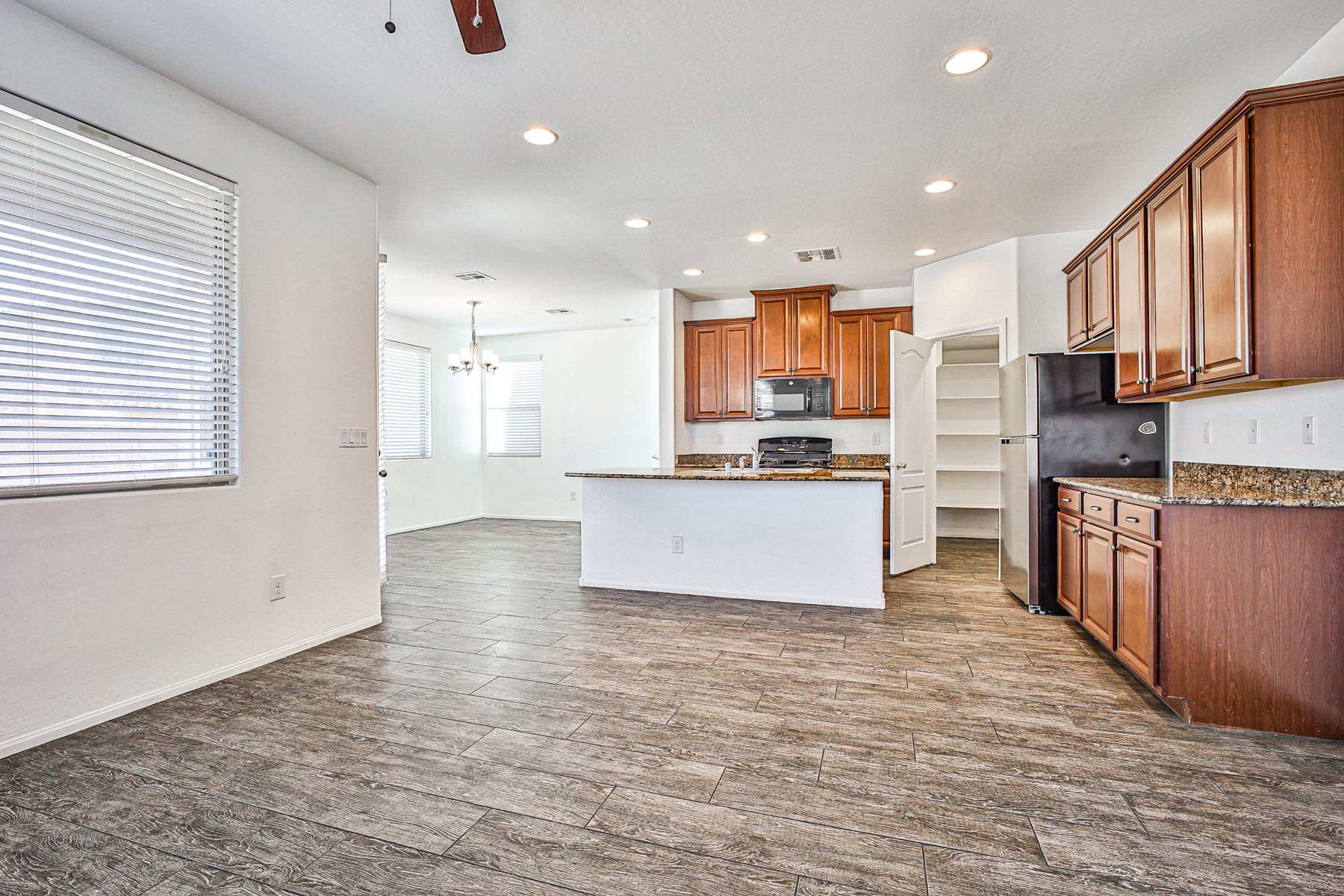 6360 Beavertail Pond Avenue – photo 4