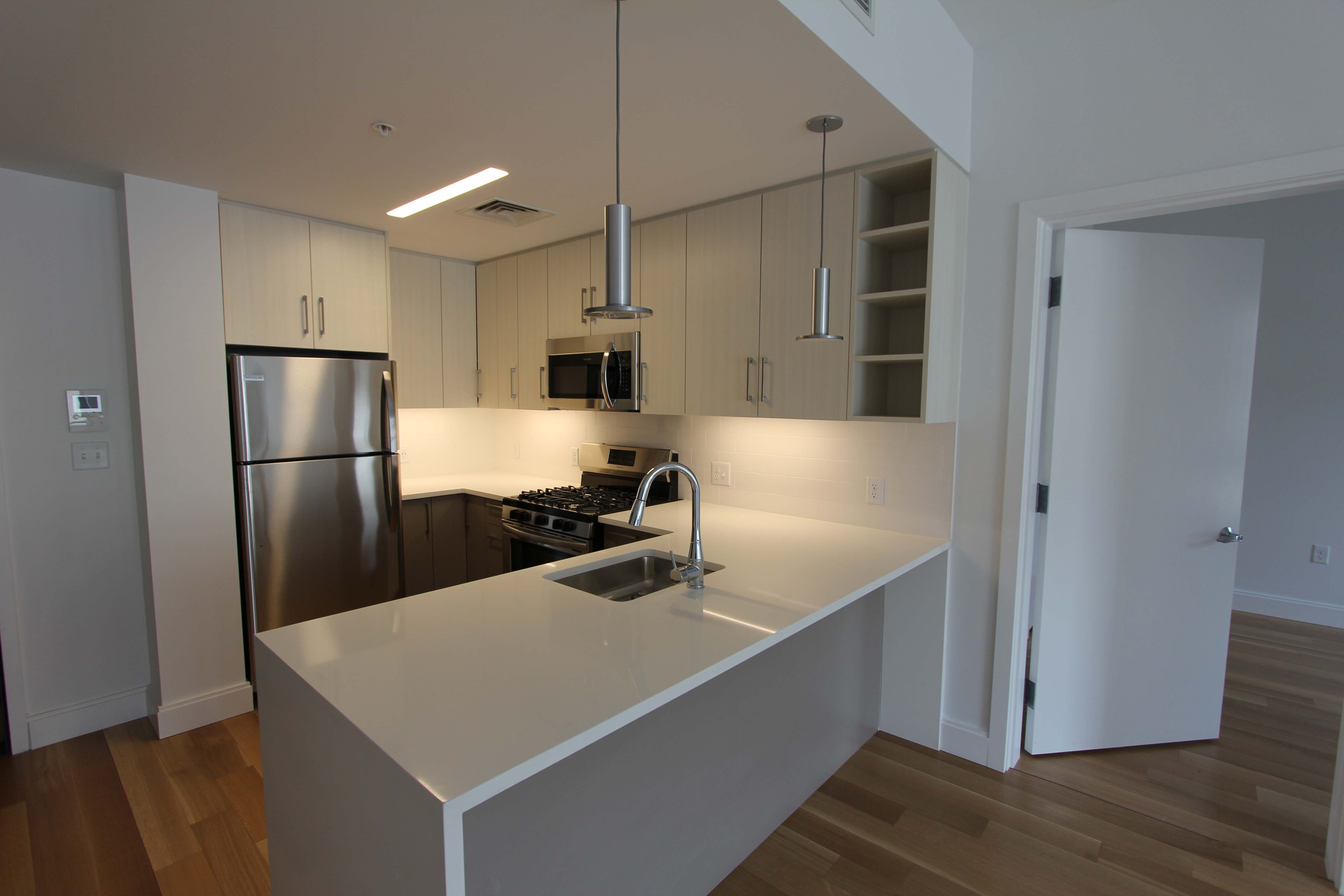 150 Camden – photo 4