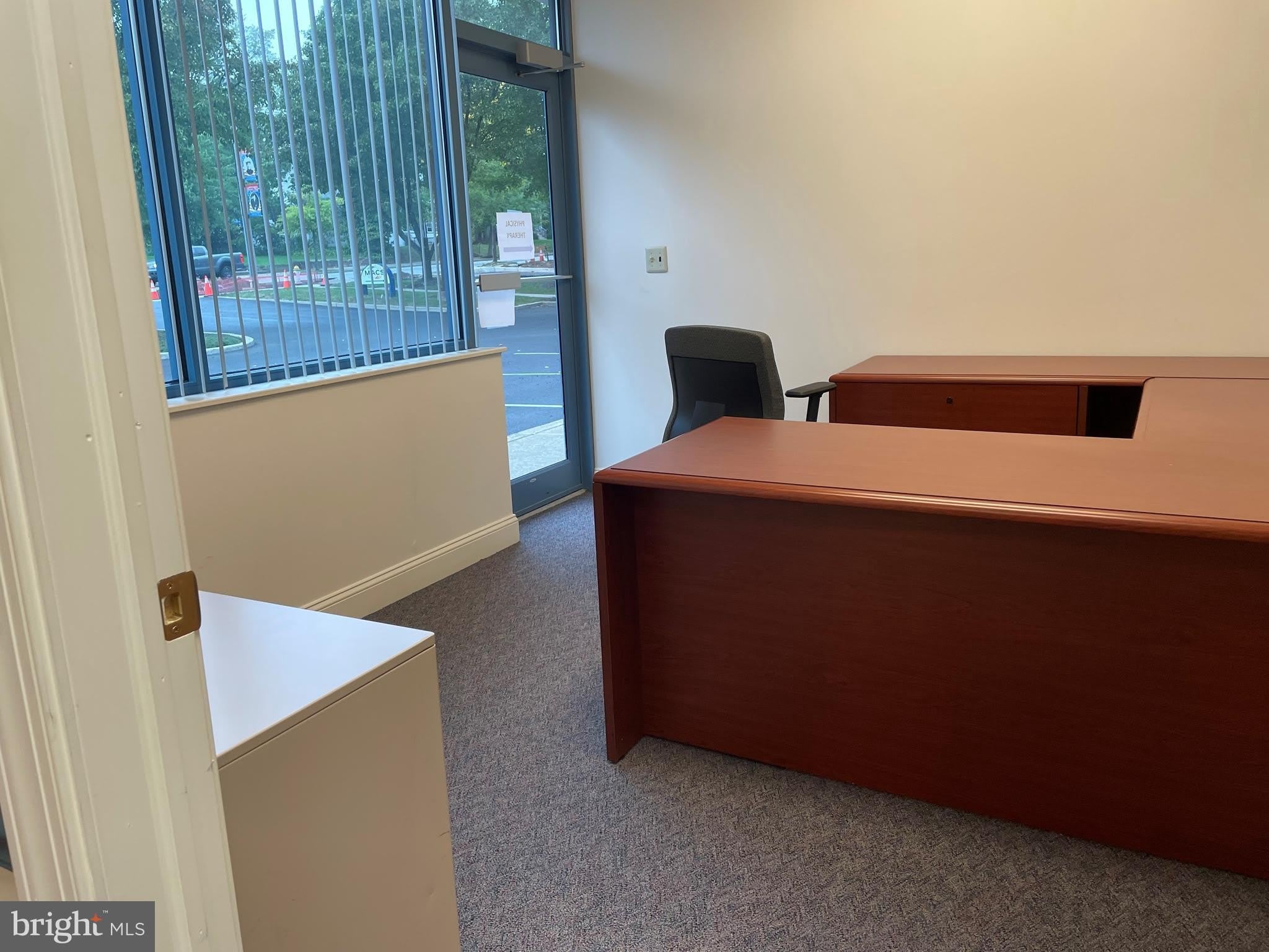 229 S BROAD Street – photo 2