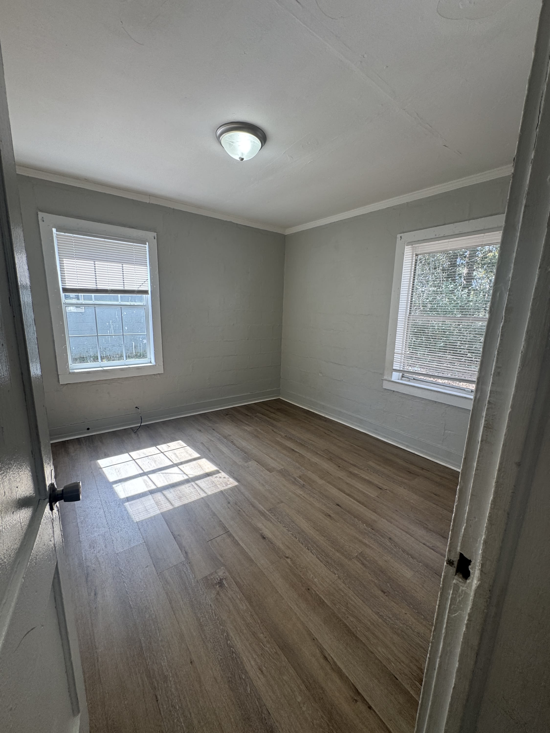 1004 Duke Street – photo 2