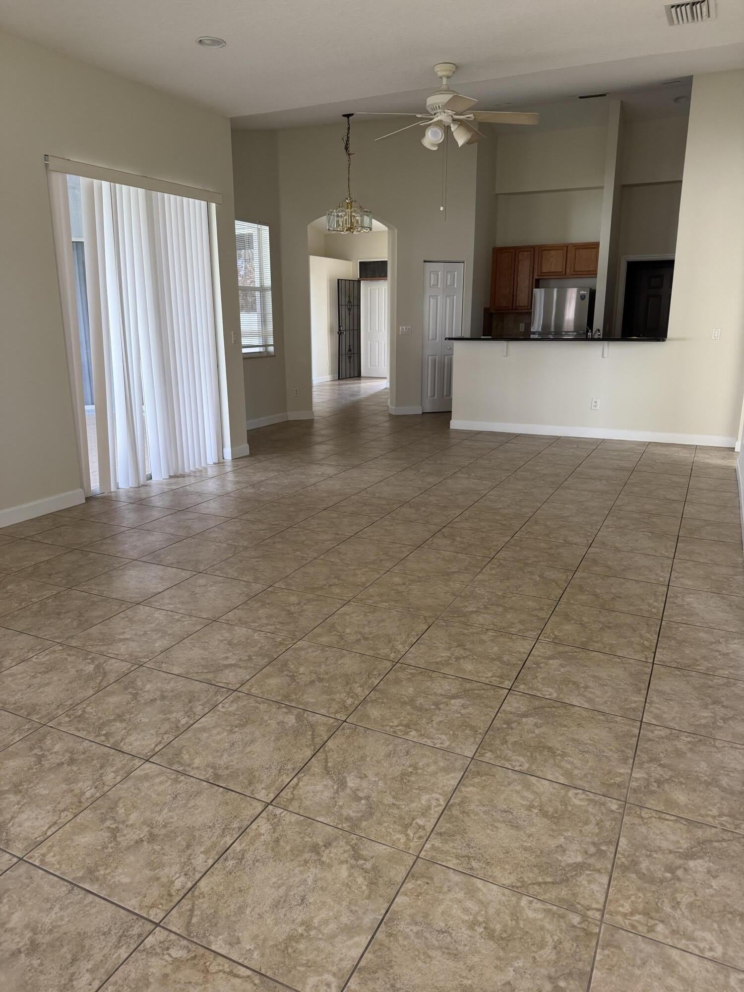787 SE Evergreen Terrace – photo 4