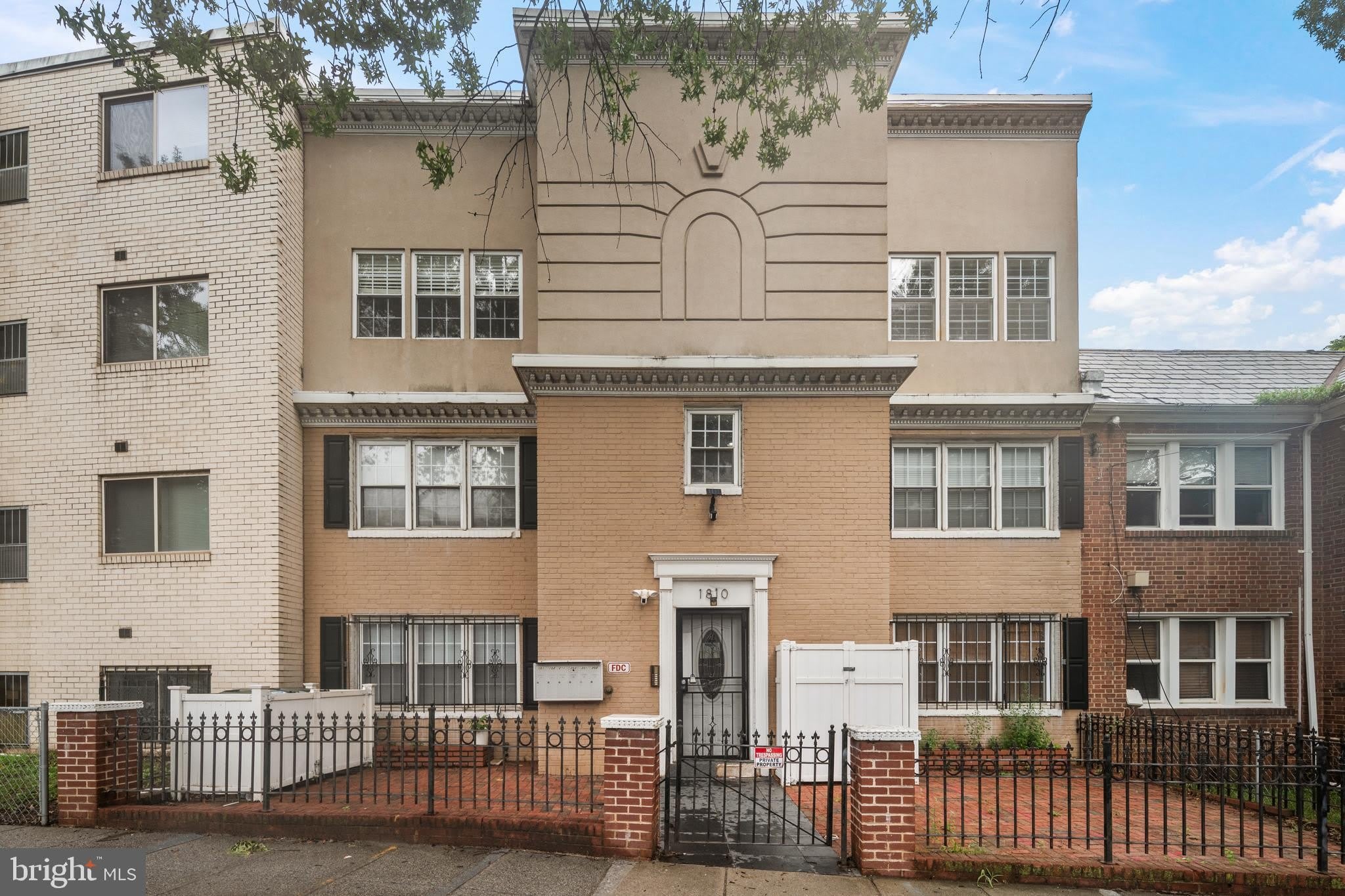 1810 MINNESOTA Avenue SE – photo 1