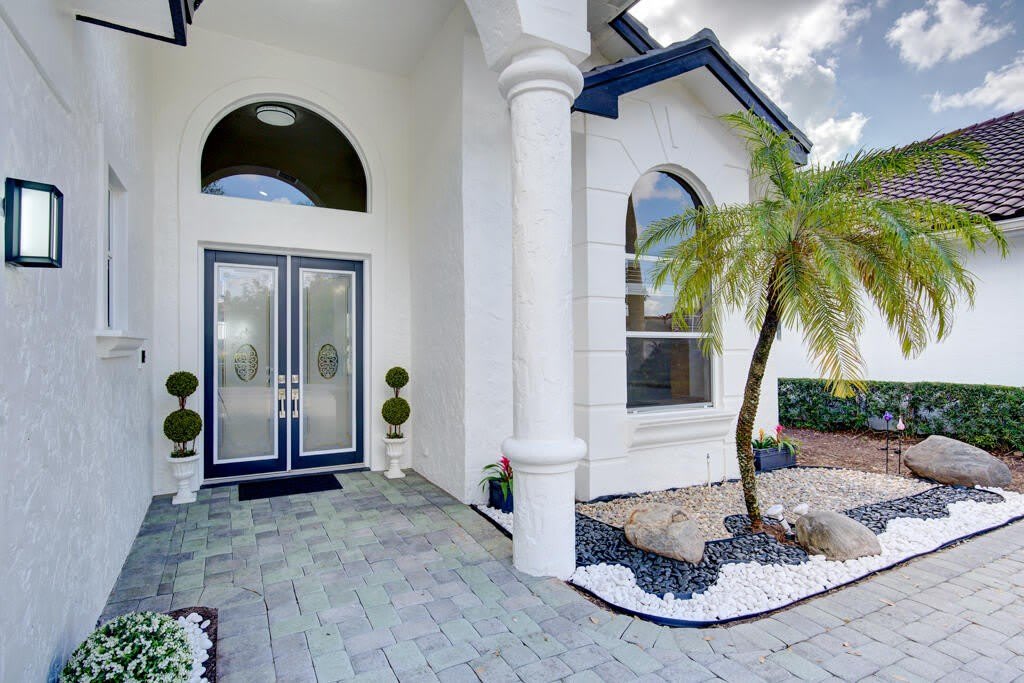 6646 Oakmont Way – photo 2