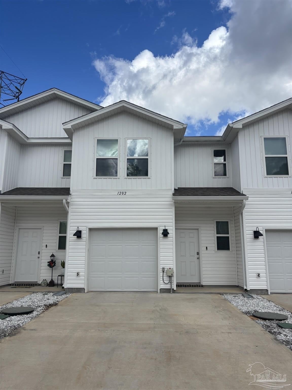 1202 Fairchild Village Dr – photo 1