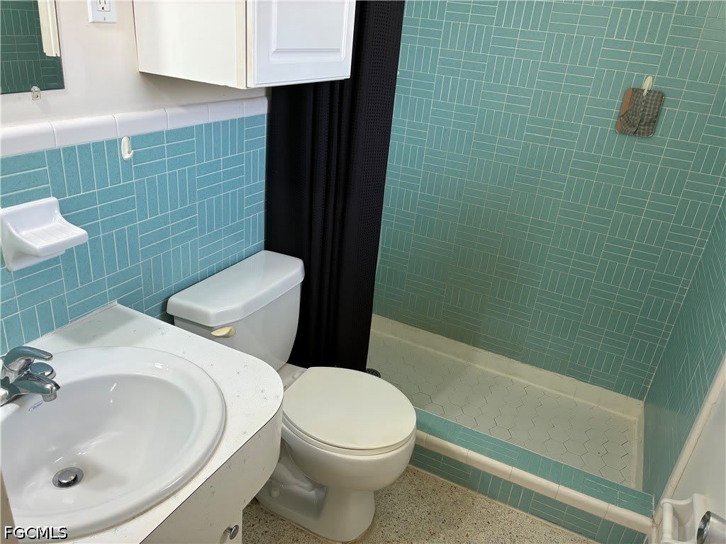 3709 SE 17th Place – photo 3