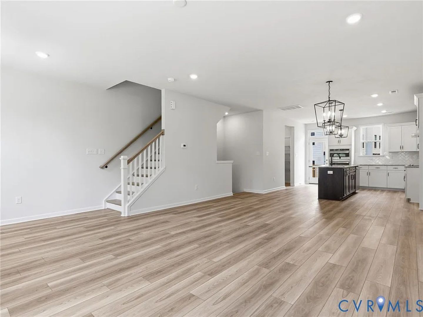 Charming 3BR Townhome in Midlothian – photo 5