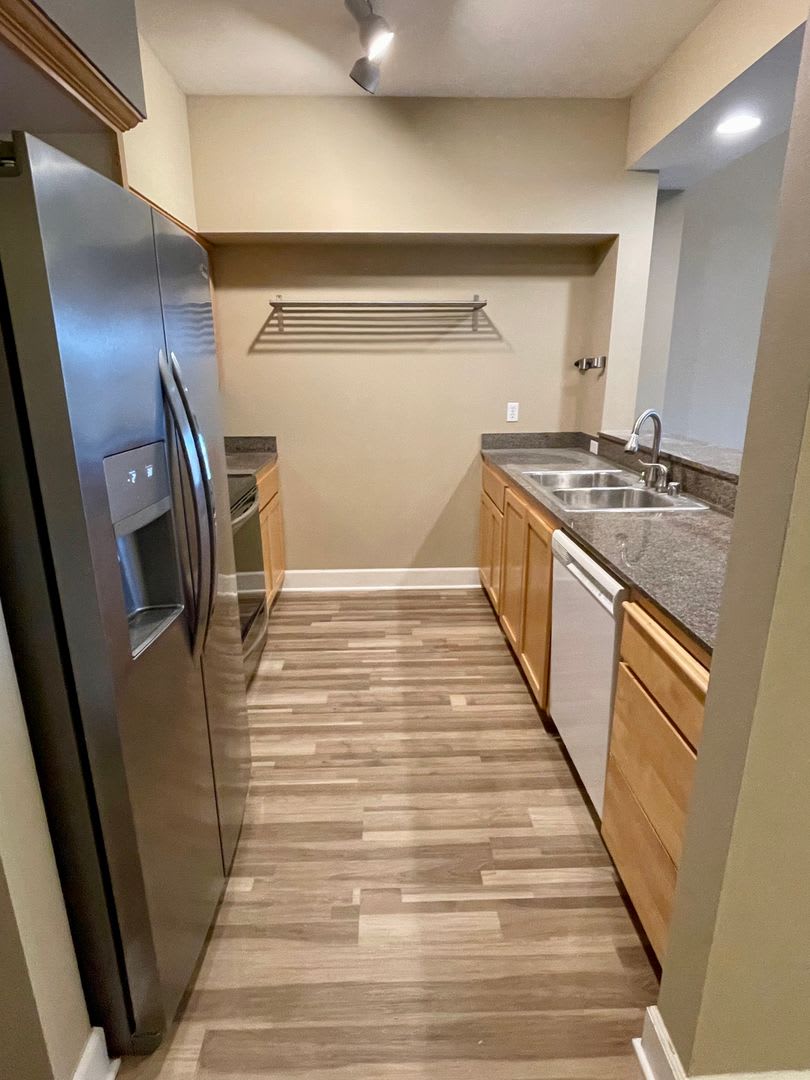 Spacious 2 Bed, 2 Bath Condo – photo 5