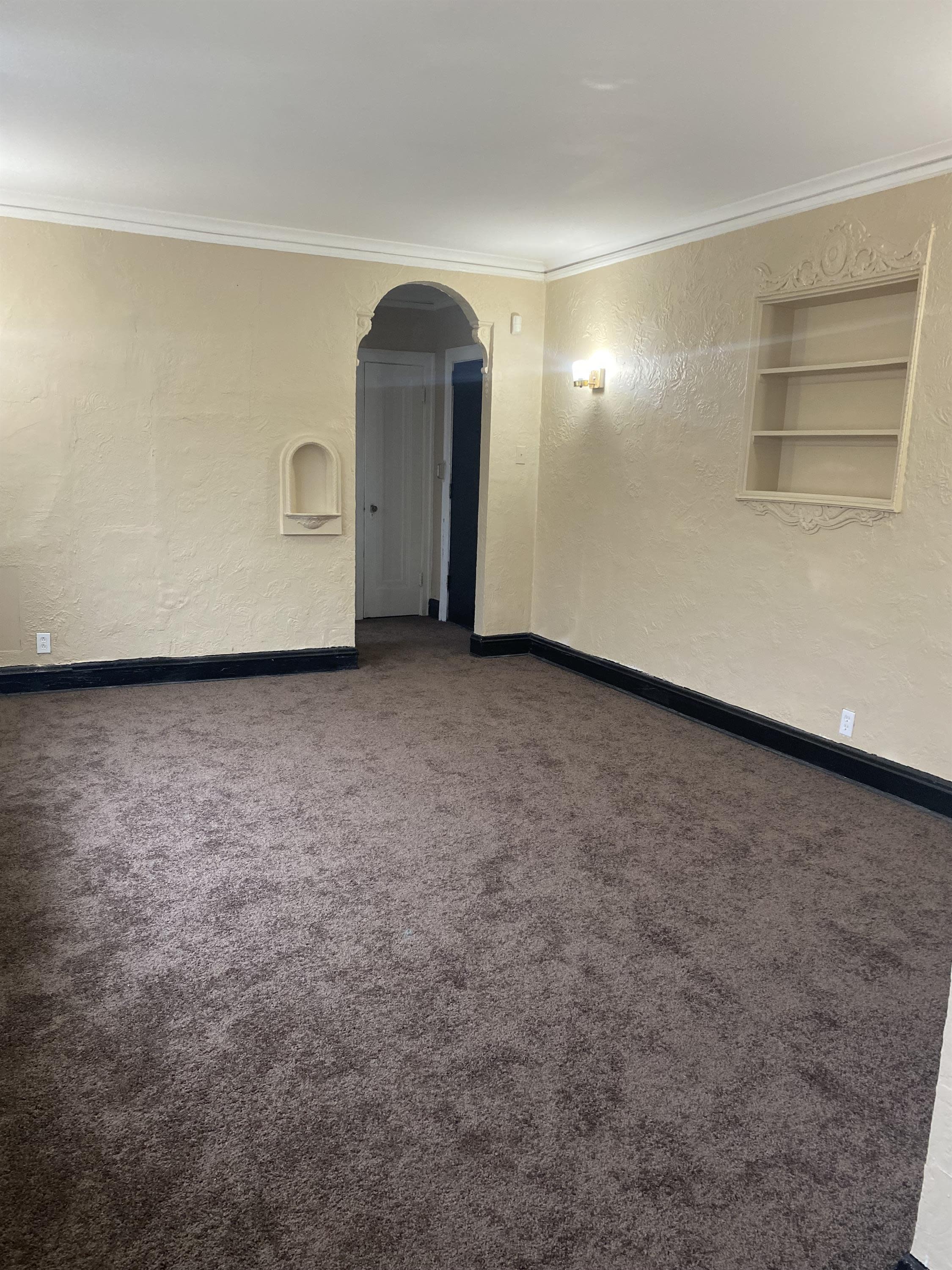 1123 E 82Nd Street Unit 206 – photo 2
