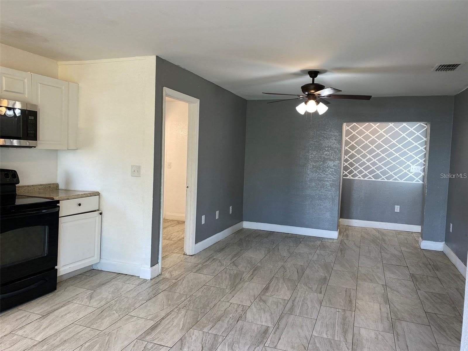 49 ORANGE PARK Boulevard – photo 5