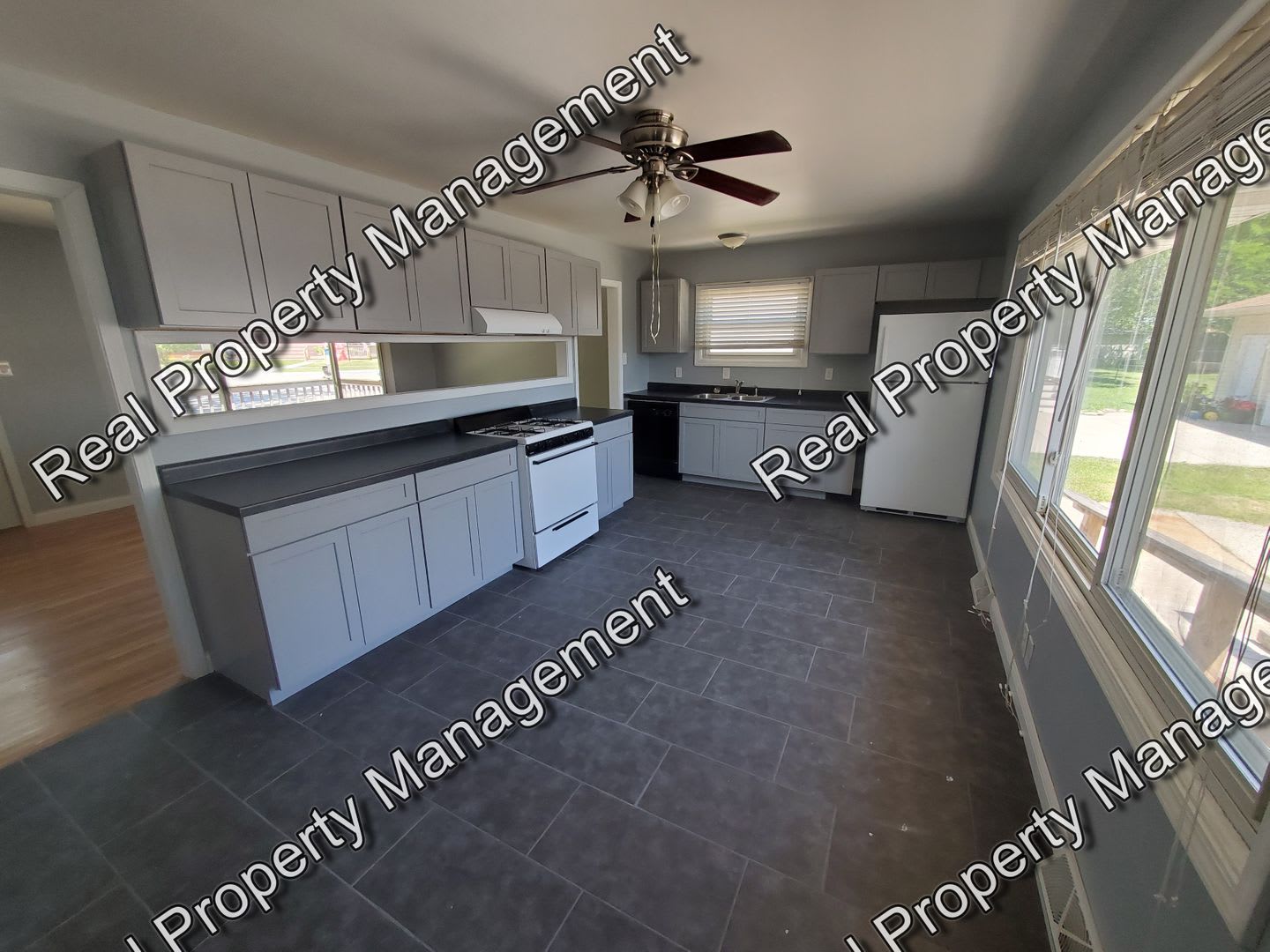 Three Bedroom Crown Point Ranch – photo 3
