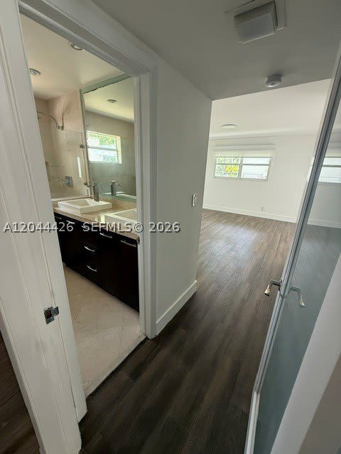 1047 NE 84th St – photo 4