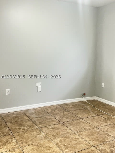 1930 SW 2nd St – photo 4
