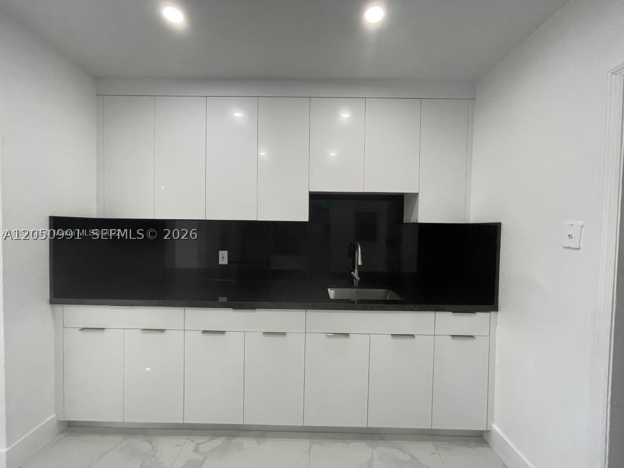 7400 SW 39th St – photo 4