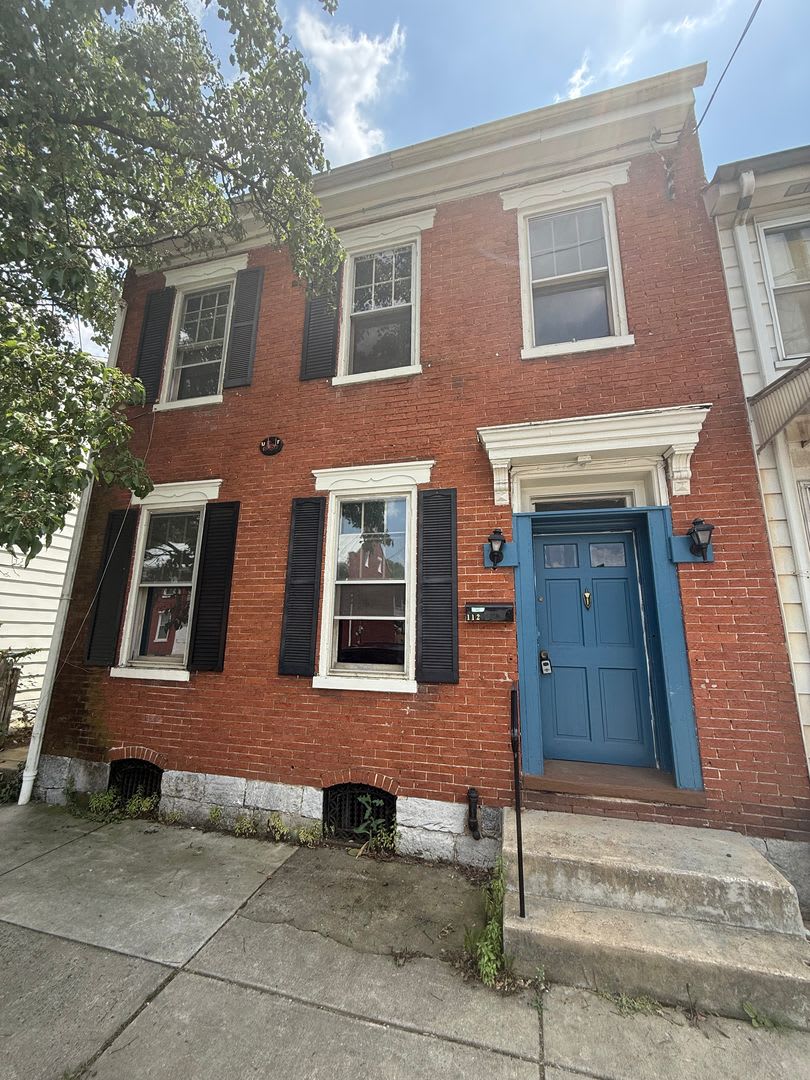 Spacious 6-Bedroom Home for Rent – $2,750/Month + Utilities – photo 1