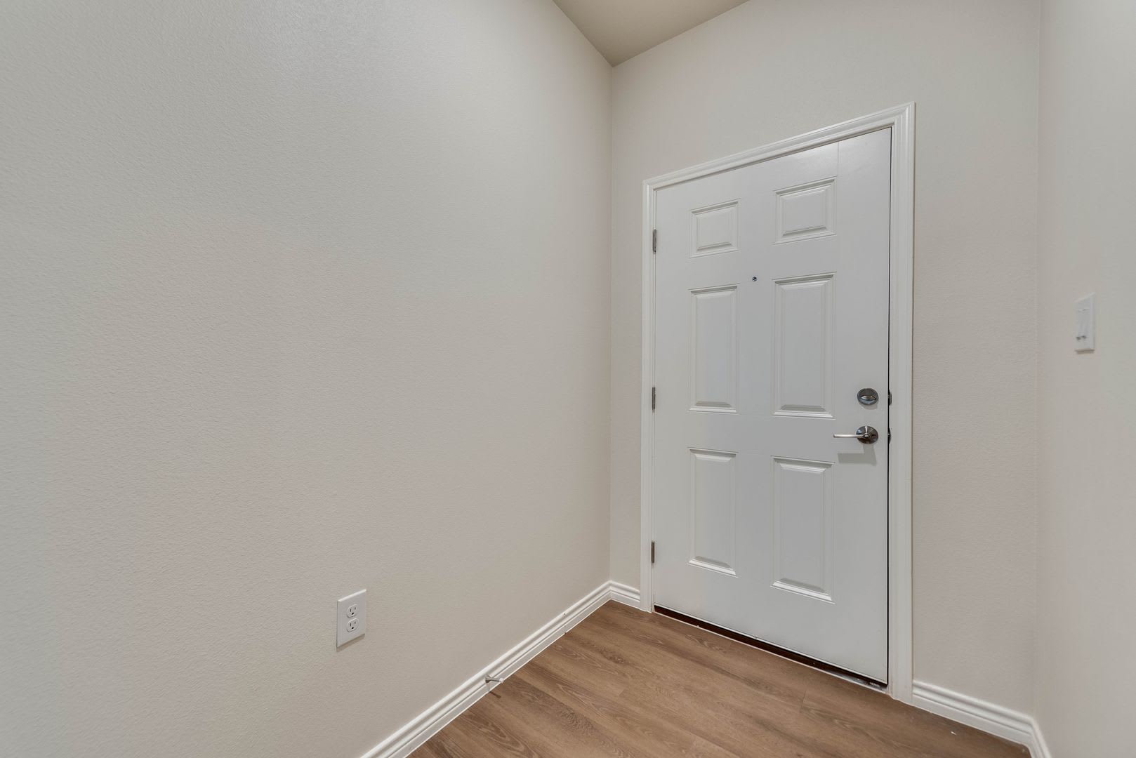 Move-In Ready New Construction—Schedule a Tour Today! – photo 3
