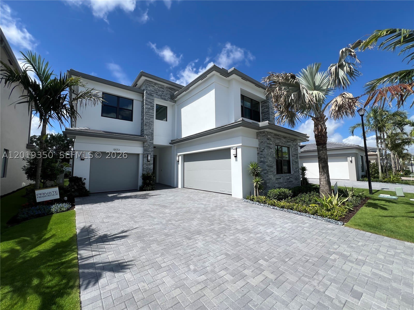 9172 Silver Marsh Ln – photo 2