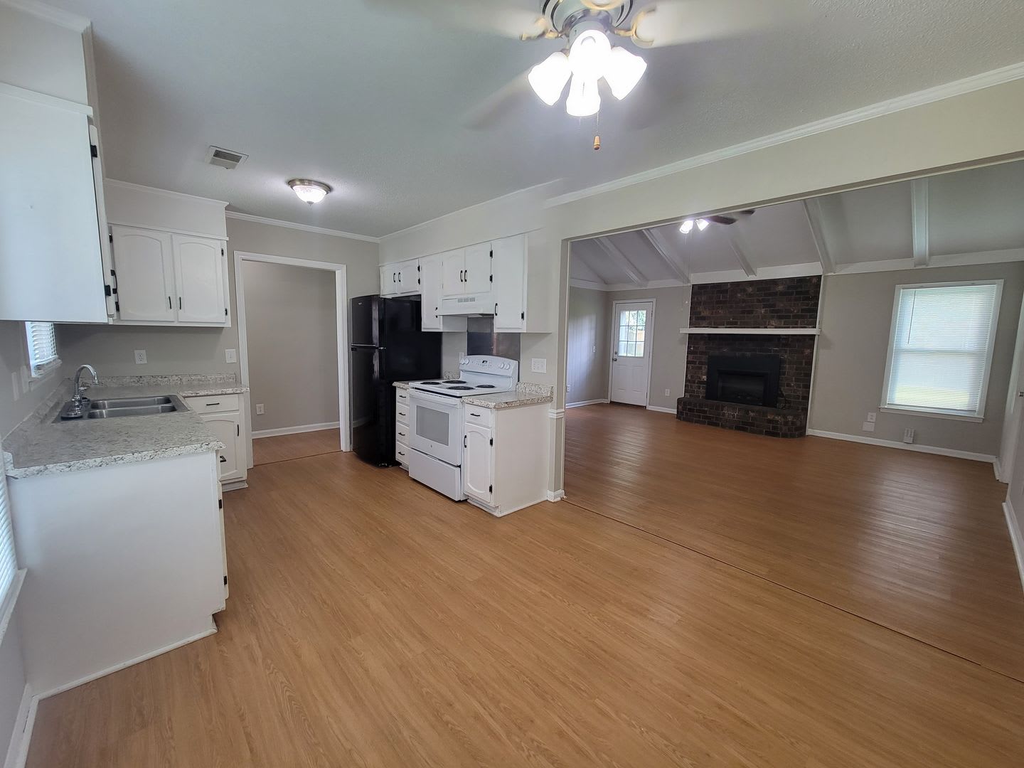 3 Bedroom Home – photo 4