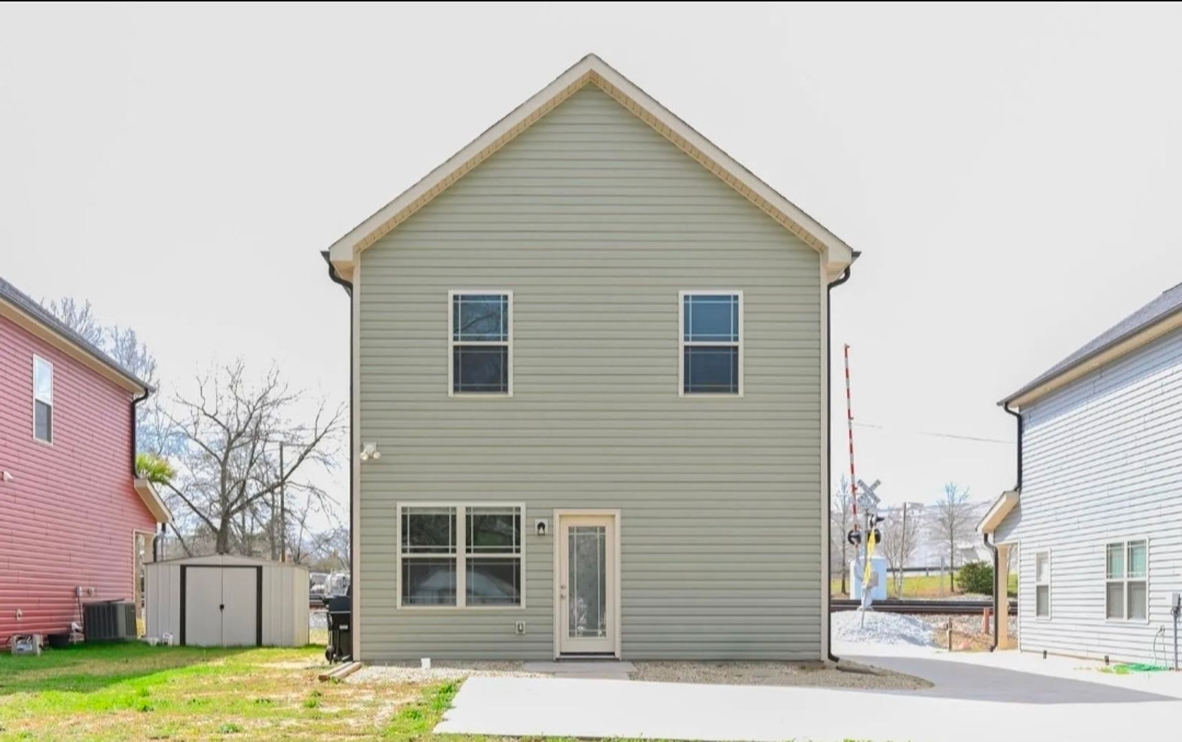 NEW UPDATED PRICE! Charming Home for Rent in Easley- Convenient Location – photo 2