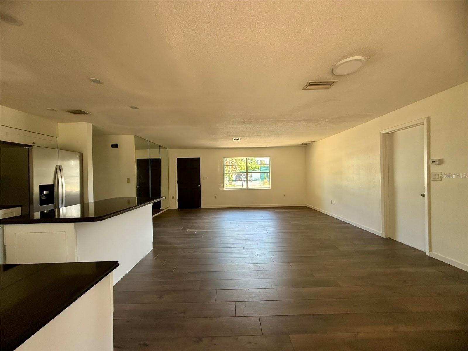 131 SPARROW Avenue – photo 5