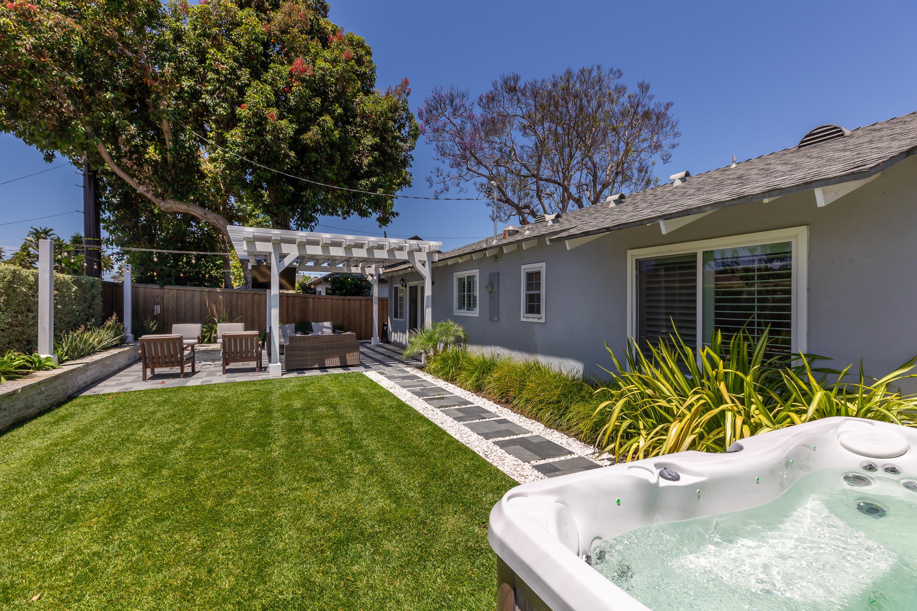 5071 Del Monaco Drive – photo 1