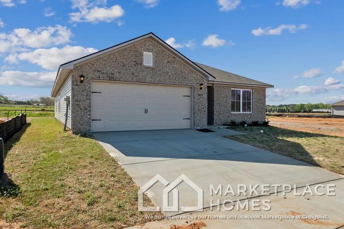 4022 Ryan Dr Sw – photo 2