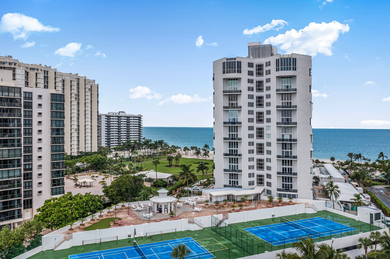Rare 18th-Floor 3 bed, 3 bath Beachfront Condo at The Savoy! – photo 3