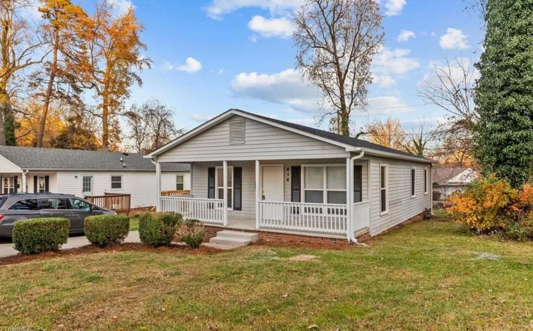 Greensboro 3 Bedroom, 1.5 Bathroom in charming neighborhood – photo 2
