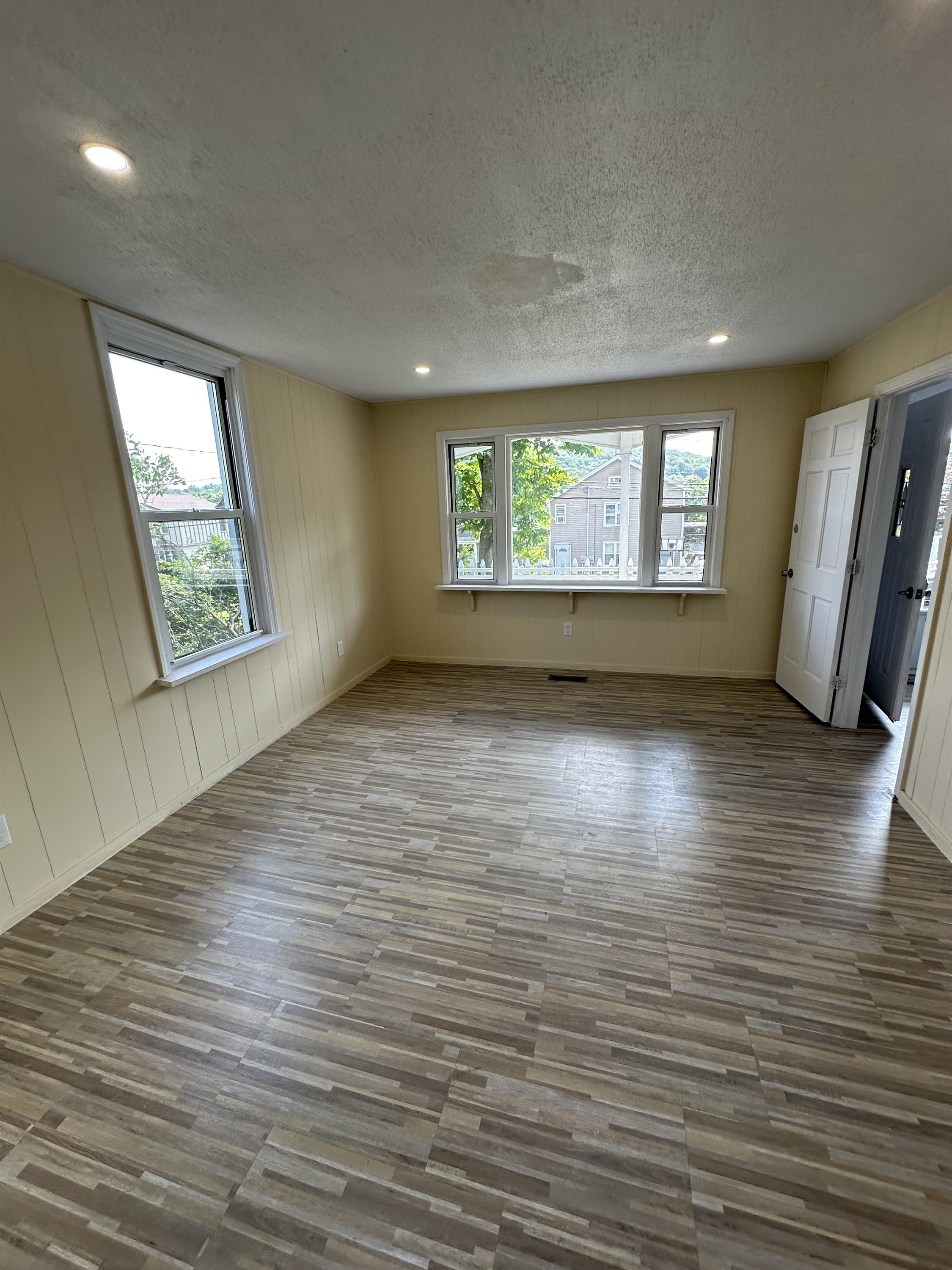 153 Ward Street – photo 5